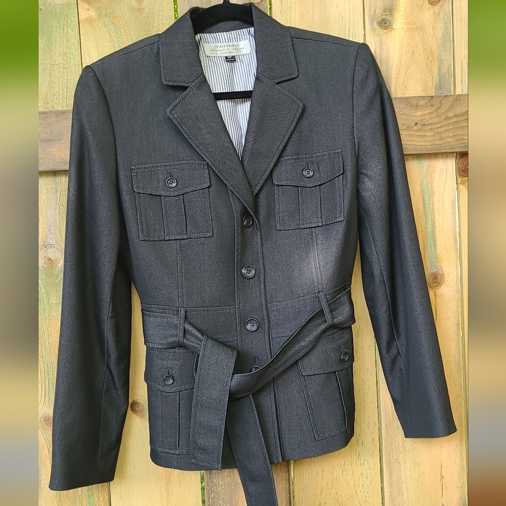 TAHARI Arthur S. Levine‎ Petite Blazer 10P with Tie Belt  four front pockets